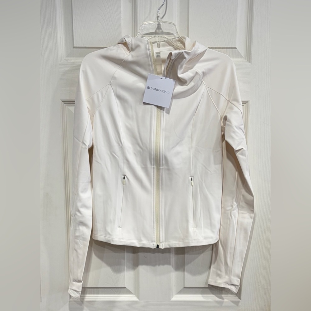 Beyond Yoga Women's Medium Pacer Fleece-Backed Full Zip Jacket Glacier White NWT